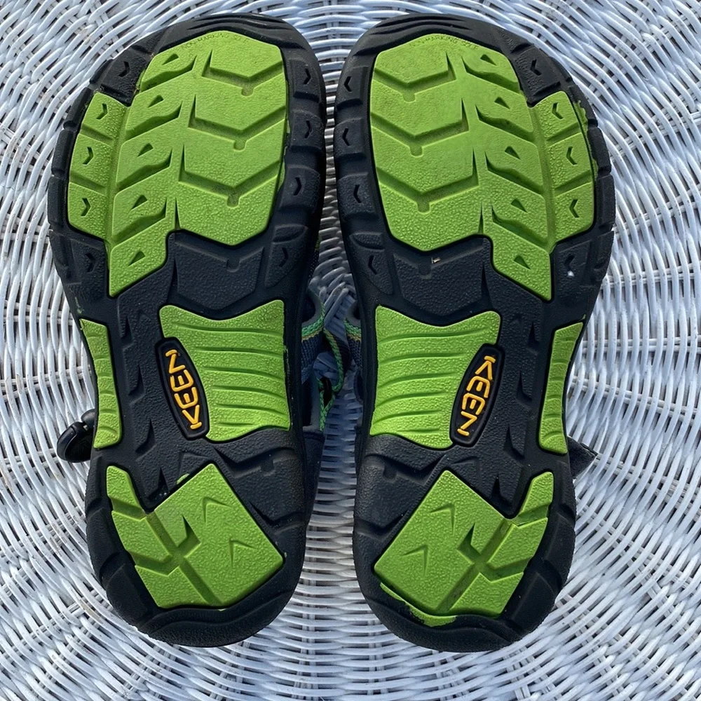 Keen Newport H2 Gray Green Water Hiking Sport Sandals (1014266) Size 5